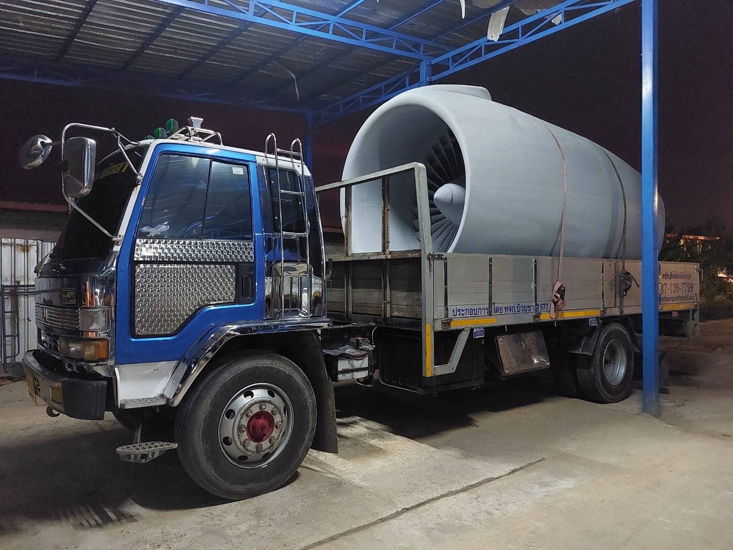 10 - https://sawatcranepattaya.com | สวัสดิ์เครน พัทยา - บริการให้เช่ารถรับจ้างขนส่งทั่วไทย รายเที่ยว รายเดือน รายวัน รถขนส่ง 4 ล้อ และ 6 ล้อ รถโมบายเครน รถเฮี๊ยบ 10 ล้อ สำรวจหน้างานฟรี