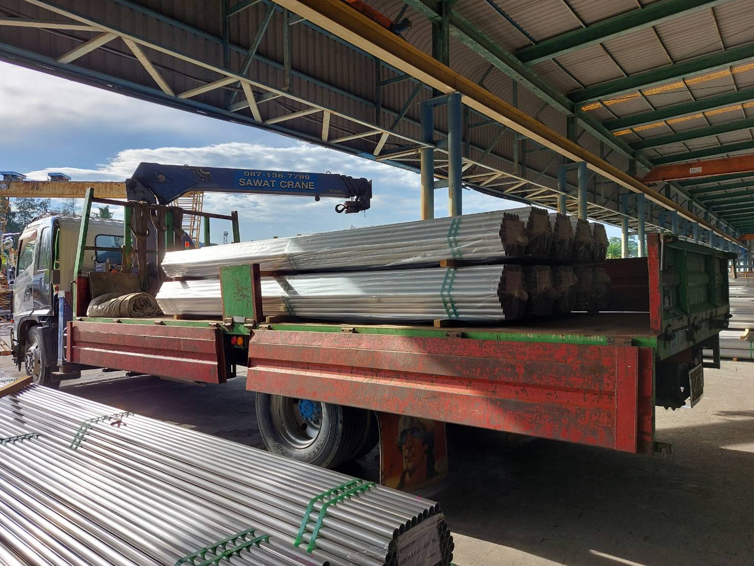 11 - https://sawatcranepattaya.com | สวัสดิ์เครน พัทยา - บริการให้เช่ารถรับจ้างขนส่งทั่วไทย รายเที่ยว รายเดือน รายวัน รถขนส่ง 4 ล้อ และ 6 ล้อ รถโมบายเครน รถเฮี๊ยบ 10 ล้อ สำรวจหน้างานฟรี
