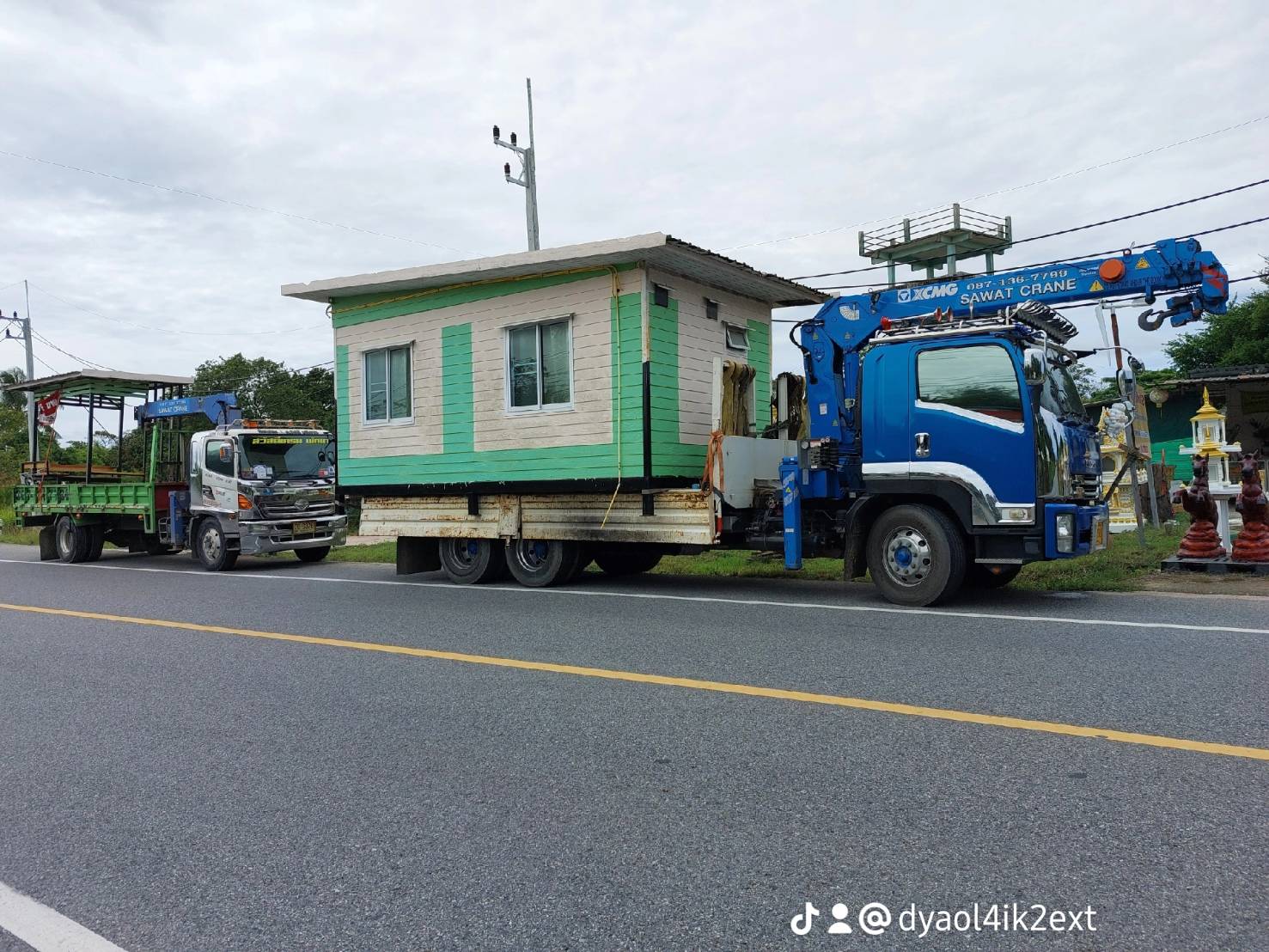 17 - https://sawatcranepattaya.com | สวัสดิ์เครน พัทยา - บริการให้เช่ารถรับจ้างขนส่งทั่วไทย รายเที่ยว รายเดือน รายวัน รถขนส่ง 4 ล้อ และ 6 ล้อ รถโมบายเครน รถเฮี๊ยบ 10 ล้อ สำรวจหน้างานฟรี