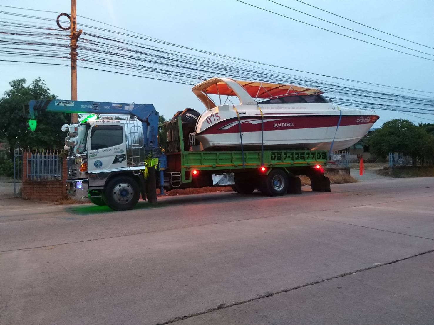 26 - https://sawatcranepattaya.com | สวัสดิ์เครน พัทยา - บริการให้เช่ารถรับจ้างขนส่งทั่วไทย รายเที่ยว รายเดือน รายวัน รถขนส่ง 4 ล้อ และ 6 ล้อ รถโมบายเครน รถเฮี๊ยบ 10 ล้อ สำรวจหน้างานฟรี