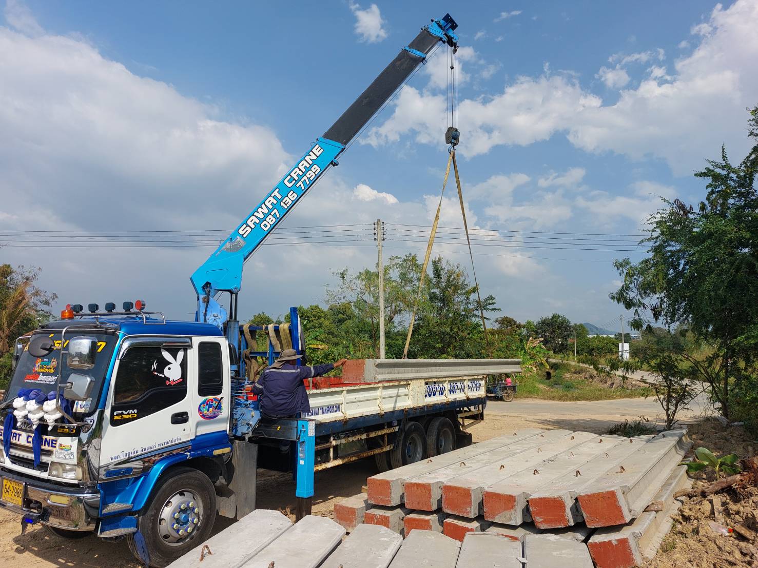 3 - https://sawatcranepattaya.com | สวัสดิ์เครน พัทยา - บริการให้เช่ารถรับจ้างขนส่งทั่วไทย รายเที่ยว รายเดือน รายวัน รถขนส่ง 4 ล้อ และ 6 ล้อ รถโมบายเครน รถเฮี๊ยบ 10 ล้อ สำรวจหน้างานฟรี